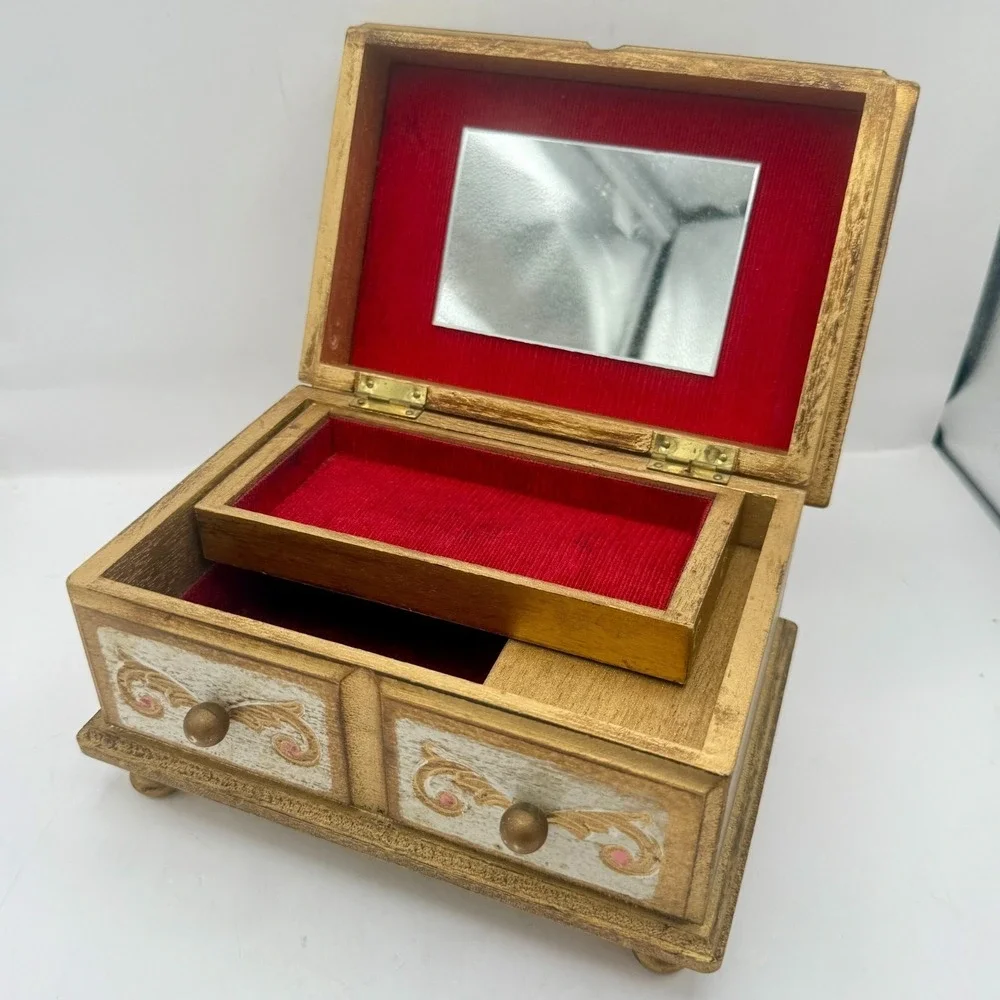 Vintage Italian Florentia Style Music Jewelry Box Wood Chest Red Velvet Plays